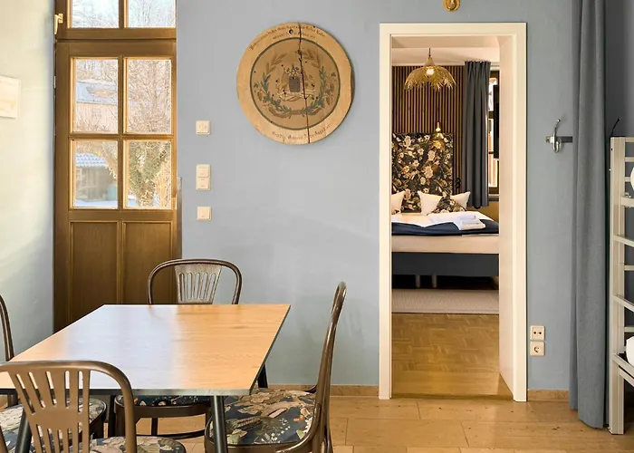 Villa Fantasia Budget Boutique Hotel